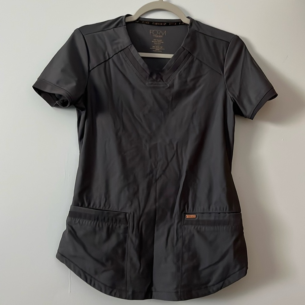 Cherokee Form Scrub Set